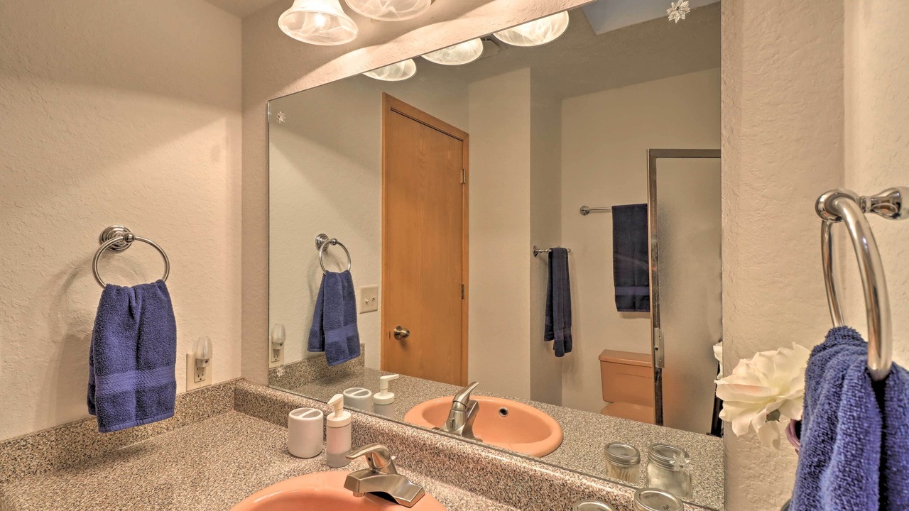 Photo of Bathroom in Lone Rock