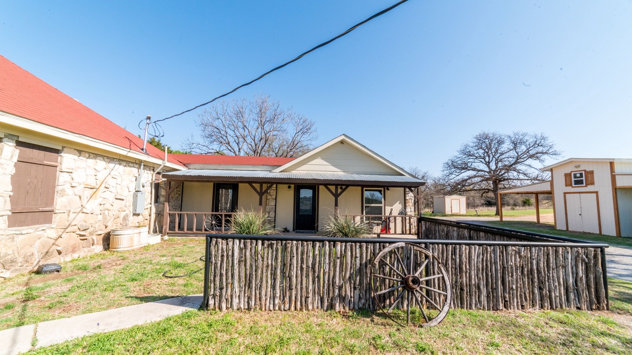 Photo of Outdoor in Alvord
