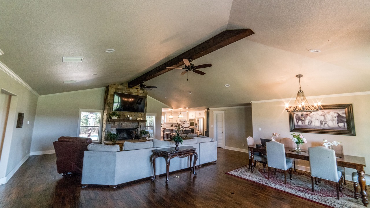 Photo of Livingroom in Alvord