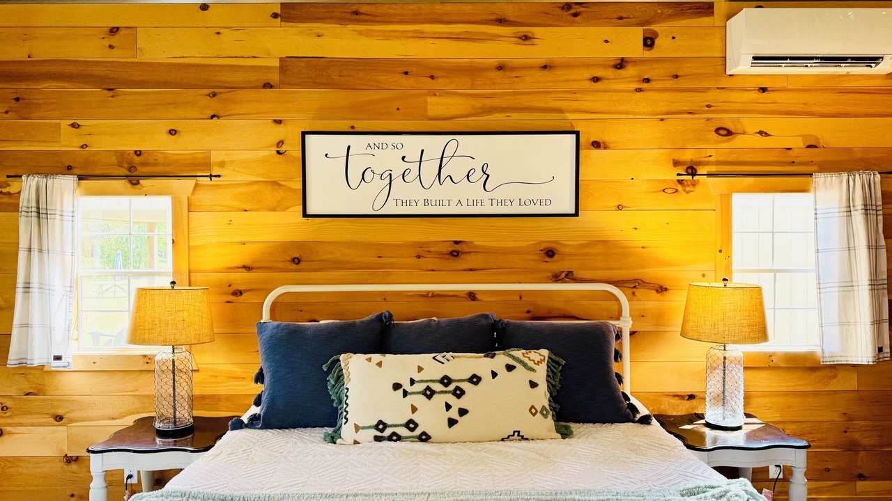 Photo of Bedroom in Mount Liberty