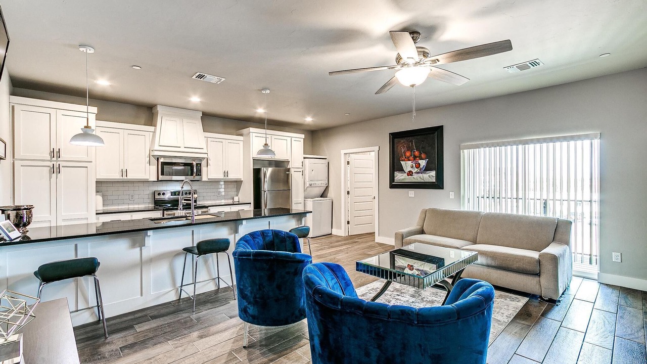 Photo of Livingroom in Corridor South