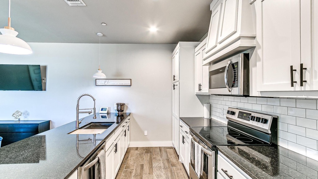 Photo of Kitchen in Corridor South