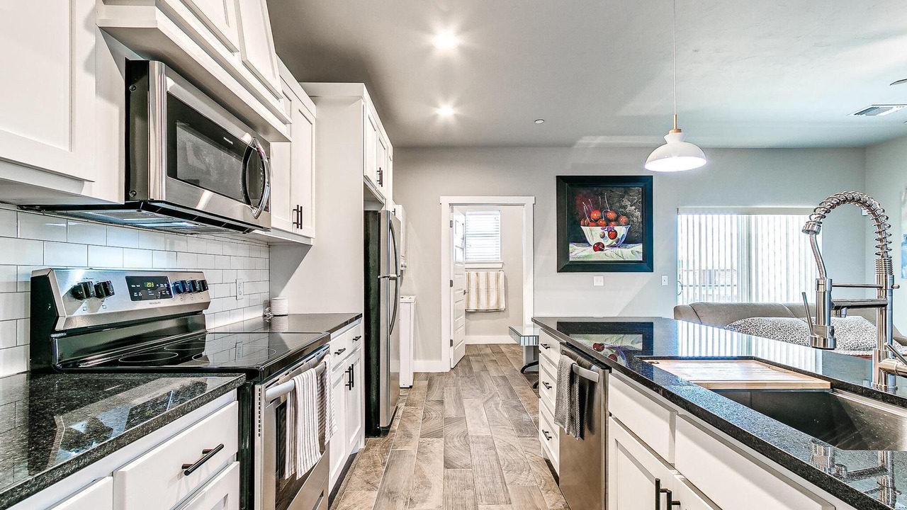 Photo of Kitchen in Corridor South