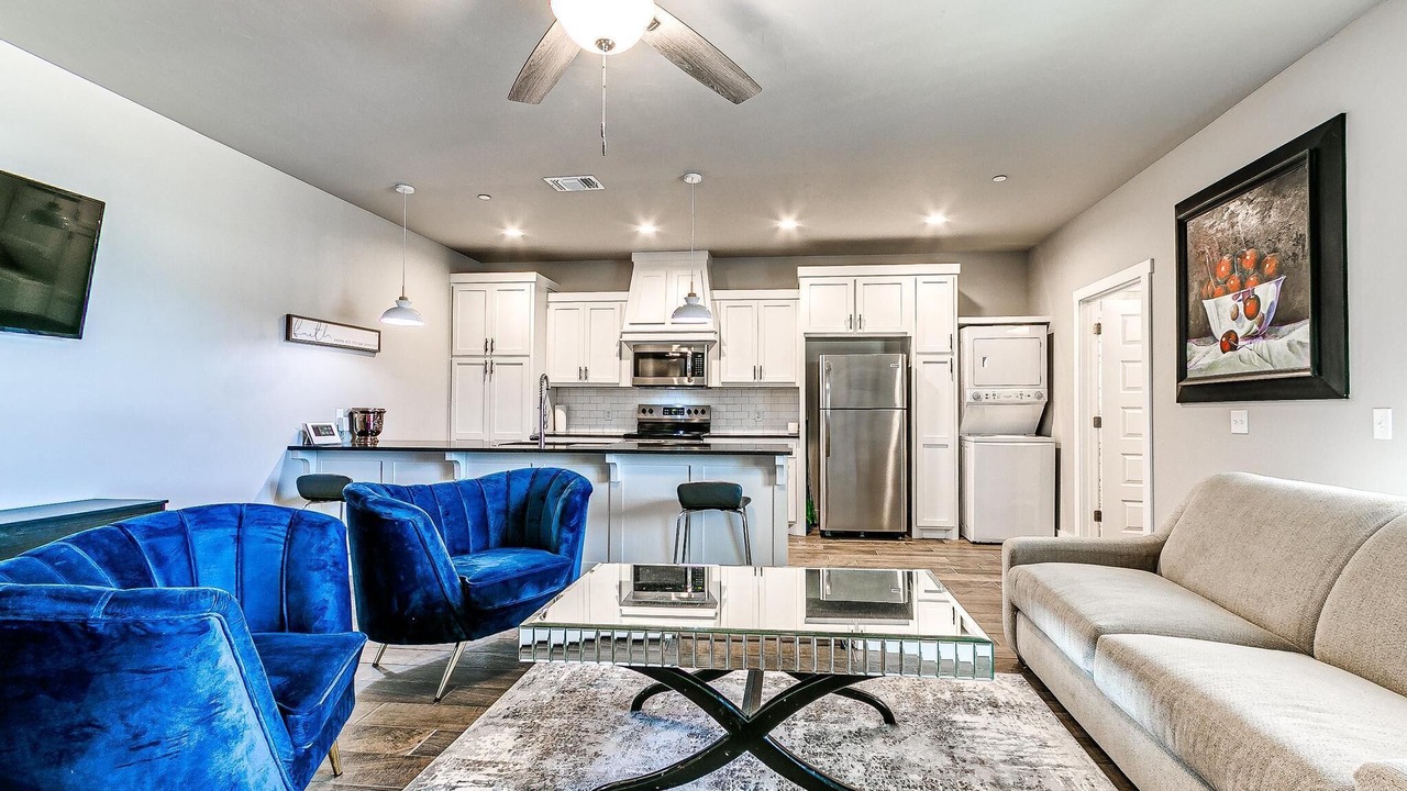 Photo of Livingroom in Corridor South