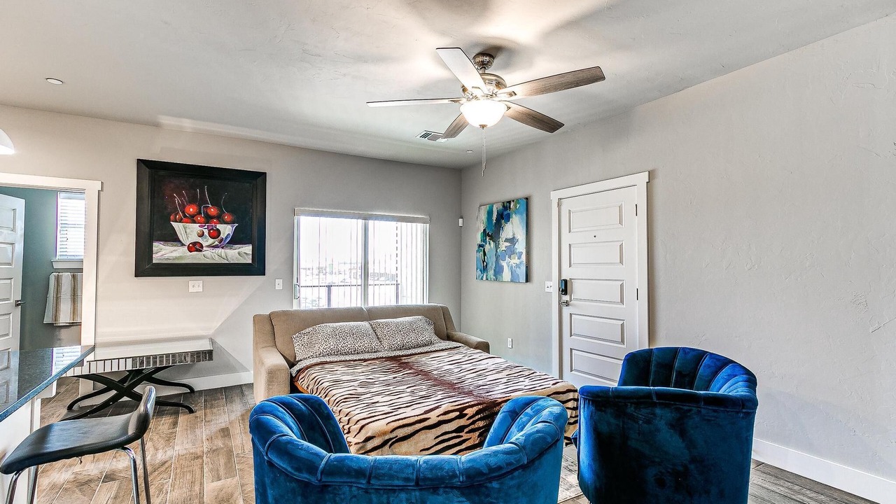 Photo of Bedroom in Corridor South