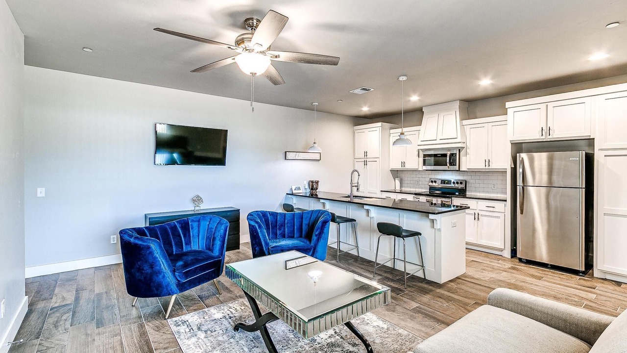 Photo of Livingroom in Corridor South