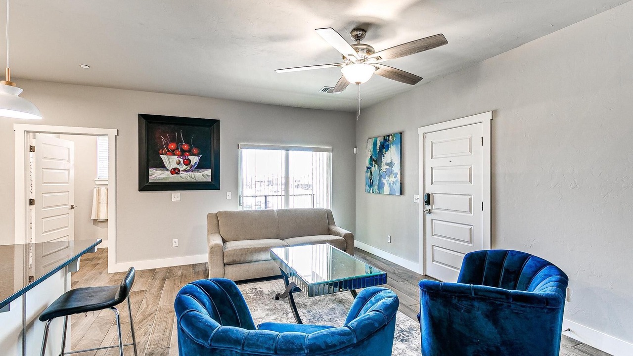 Photo of Livingroom in Corridor South