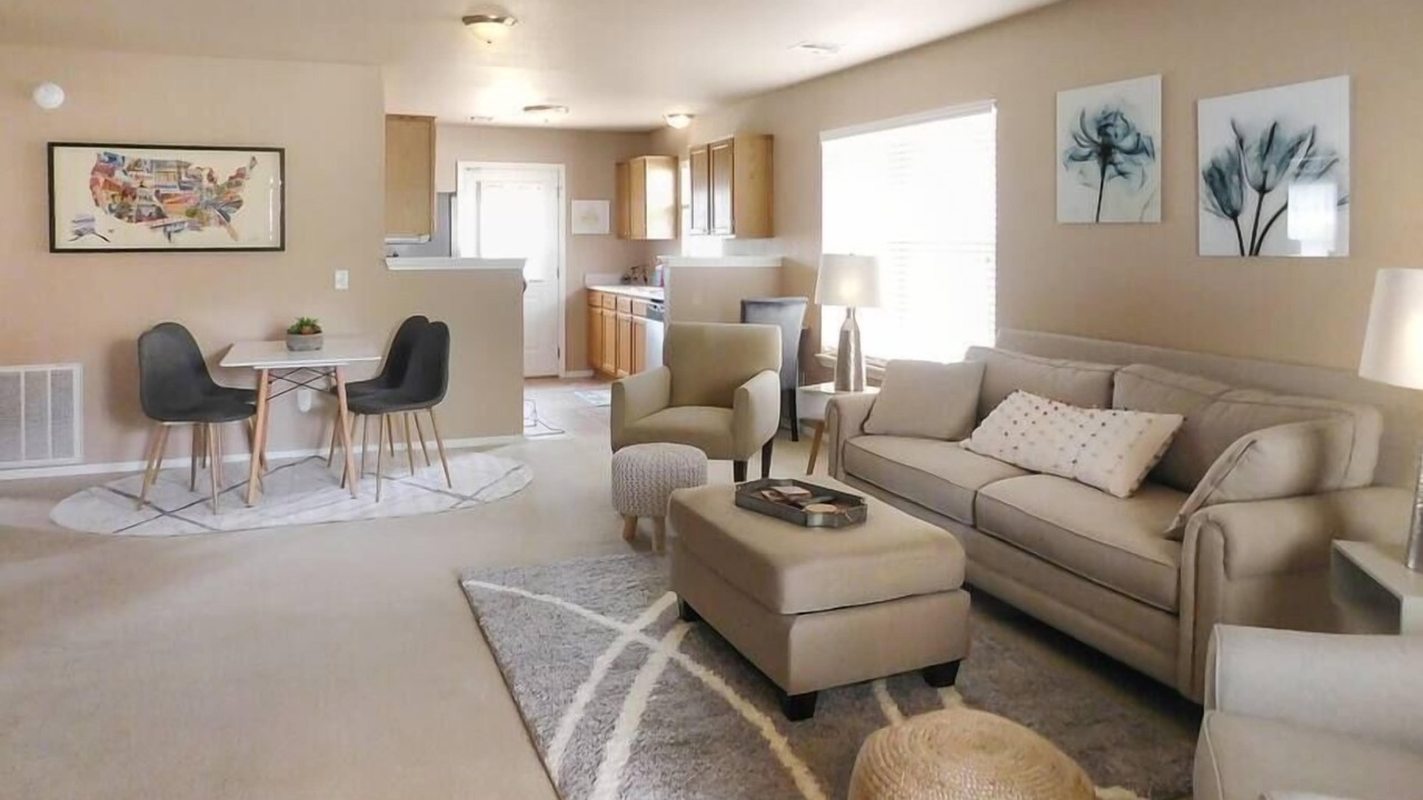 Photo of Livingroom in Downtown