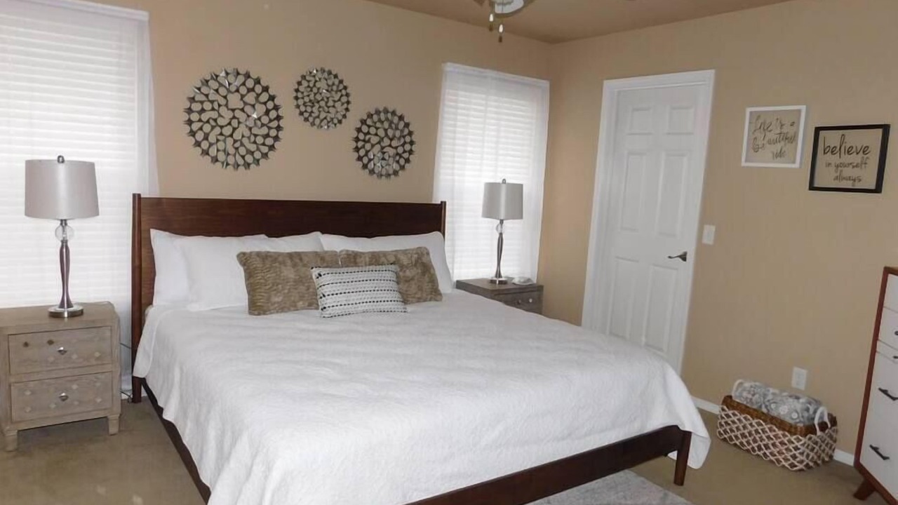 Photo of Bedroom in Downtown