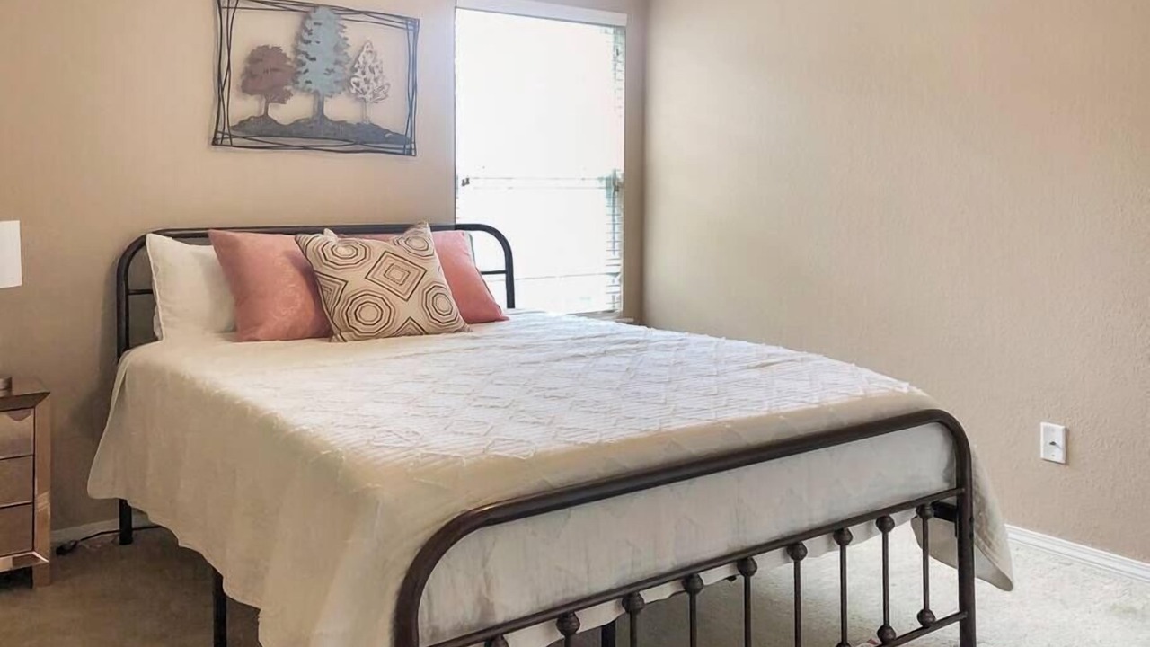 Photo of Bedroom in Downtown