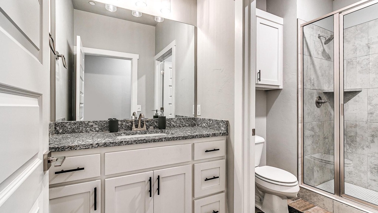 Photo of Bathroom in Asian District
