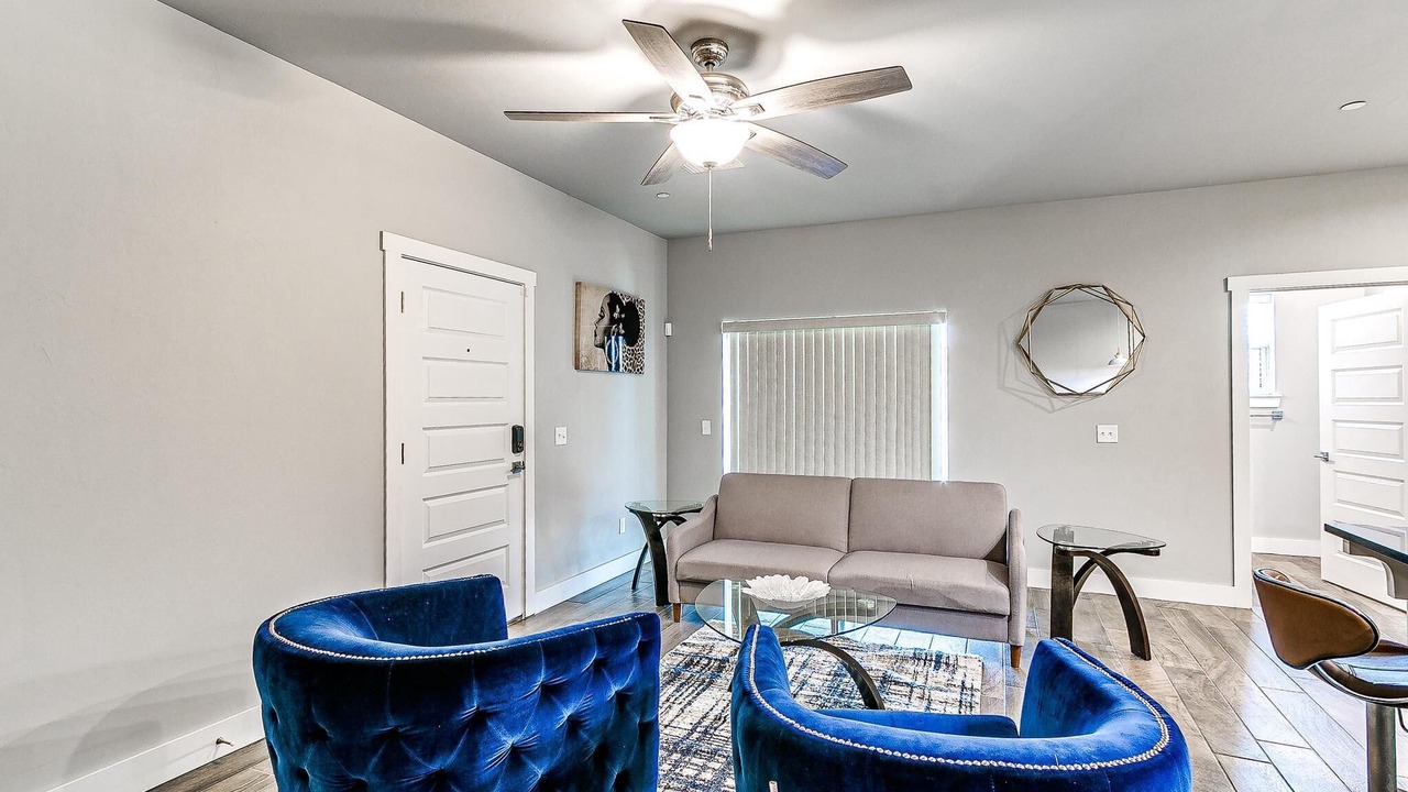 Photo of Livingroom in Asian District