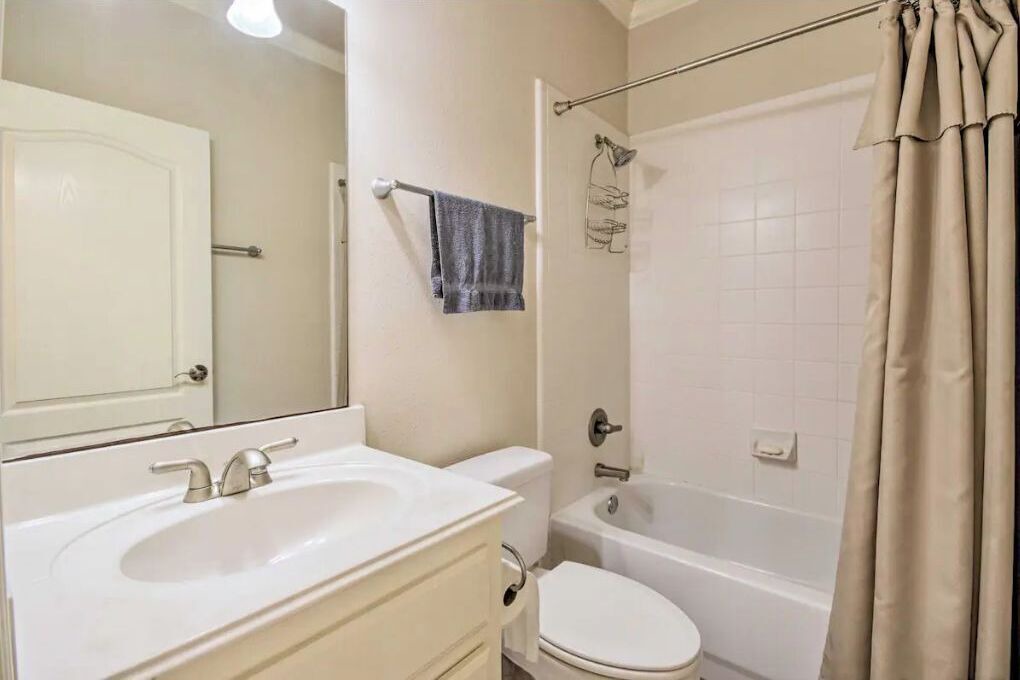 Photo of Bathroom in Cape Royale