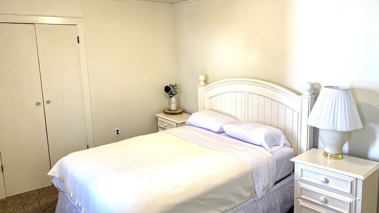 Photo of Bedroom in Frederica