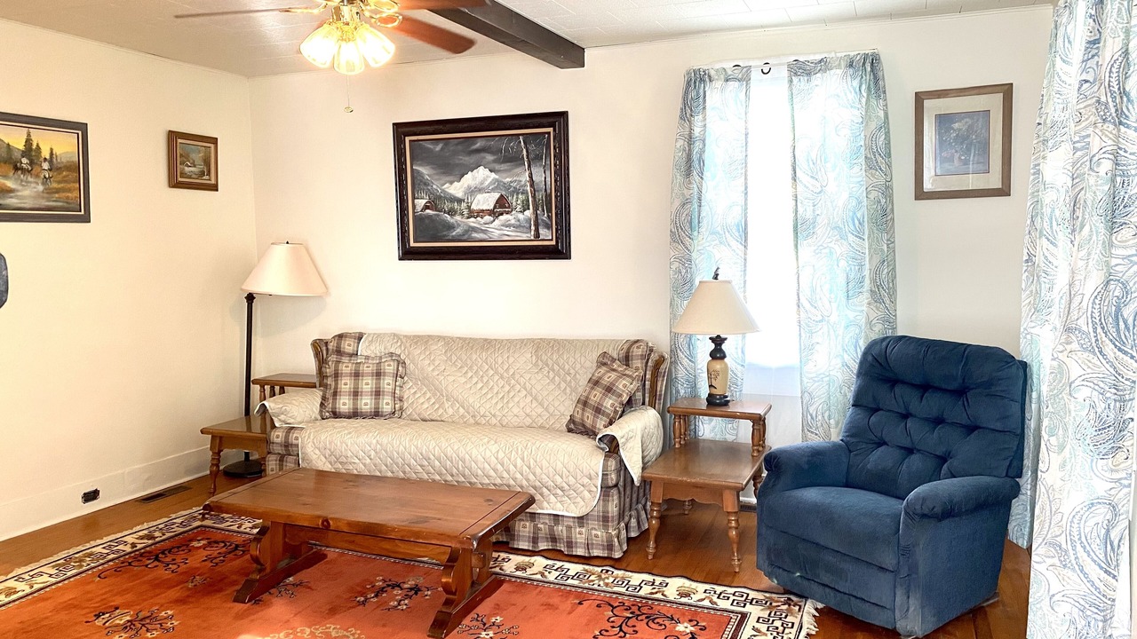 Photo of Livingroom in Frederica