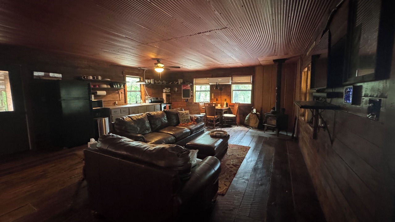 Photo of Livingroom in Kingston