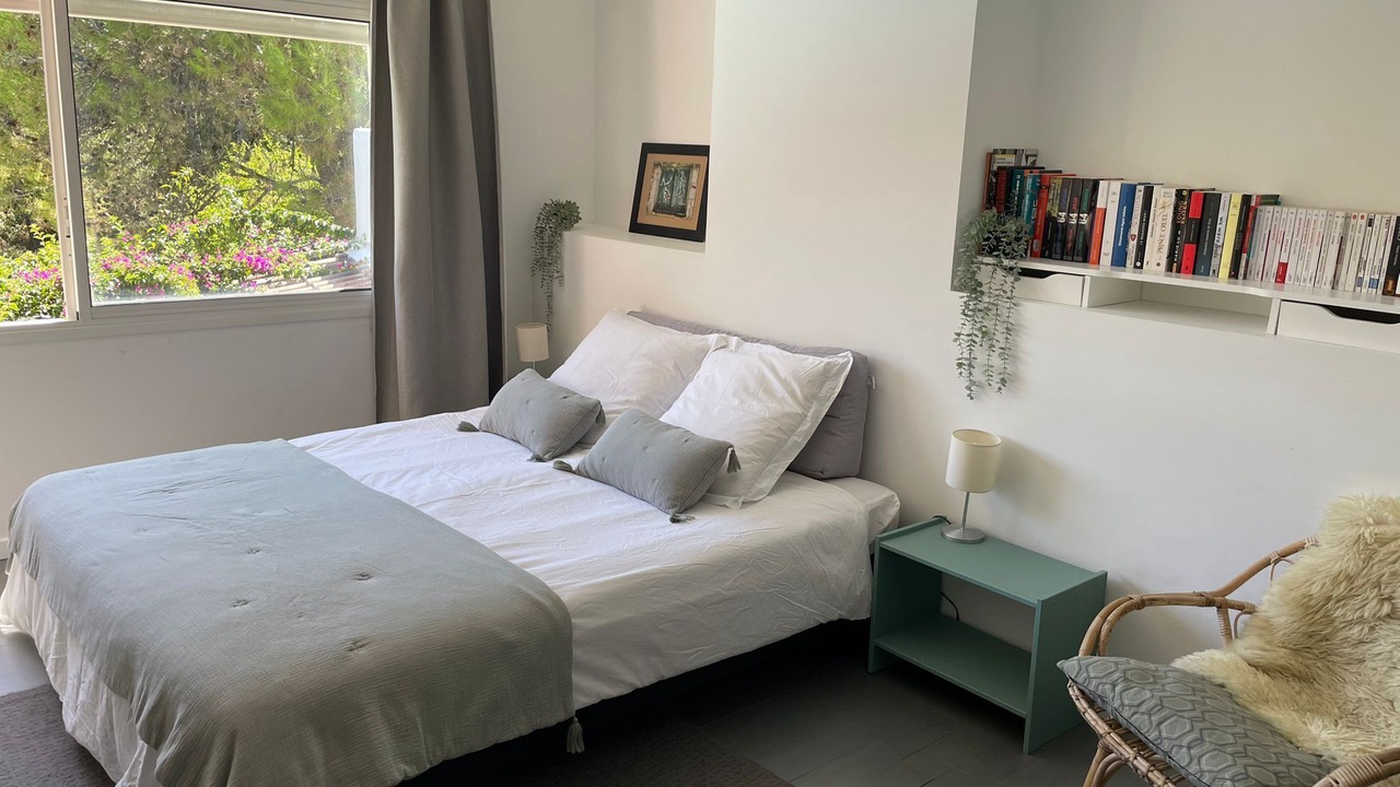 Photo of Bedroom in Saint-Clement-de-Riviere