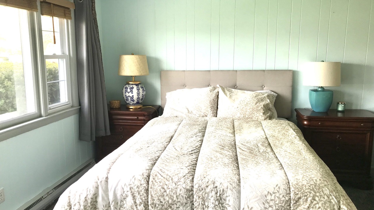Photo of Bedroom in Tisbury