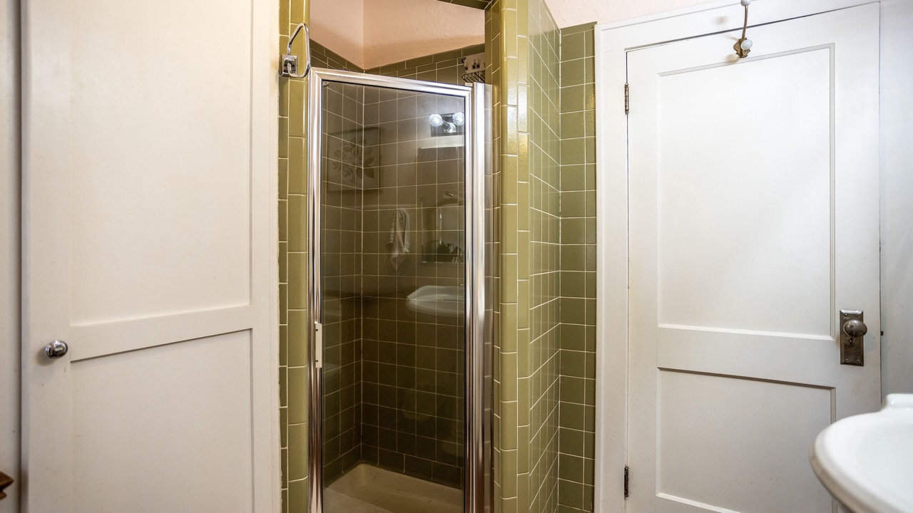 Photo of Bathroom in Kingfisher