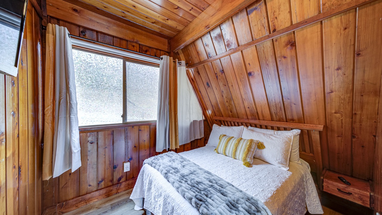 Photo of Bedroom in Tate