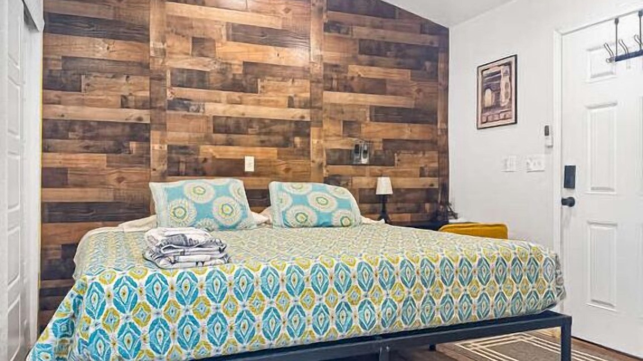 Photo of Bedroom in Biggs Field