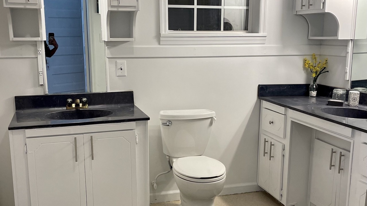 Photo of Bathroom in Thomaston