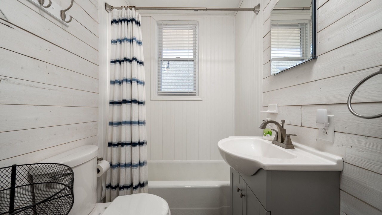 Photo of Bathroom in Prime Hook Beach