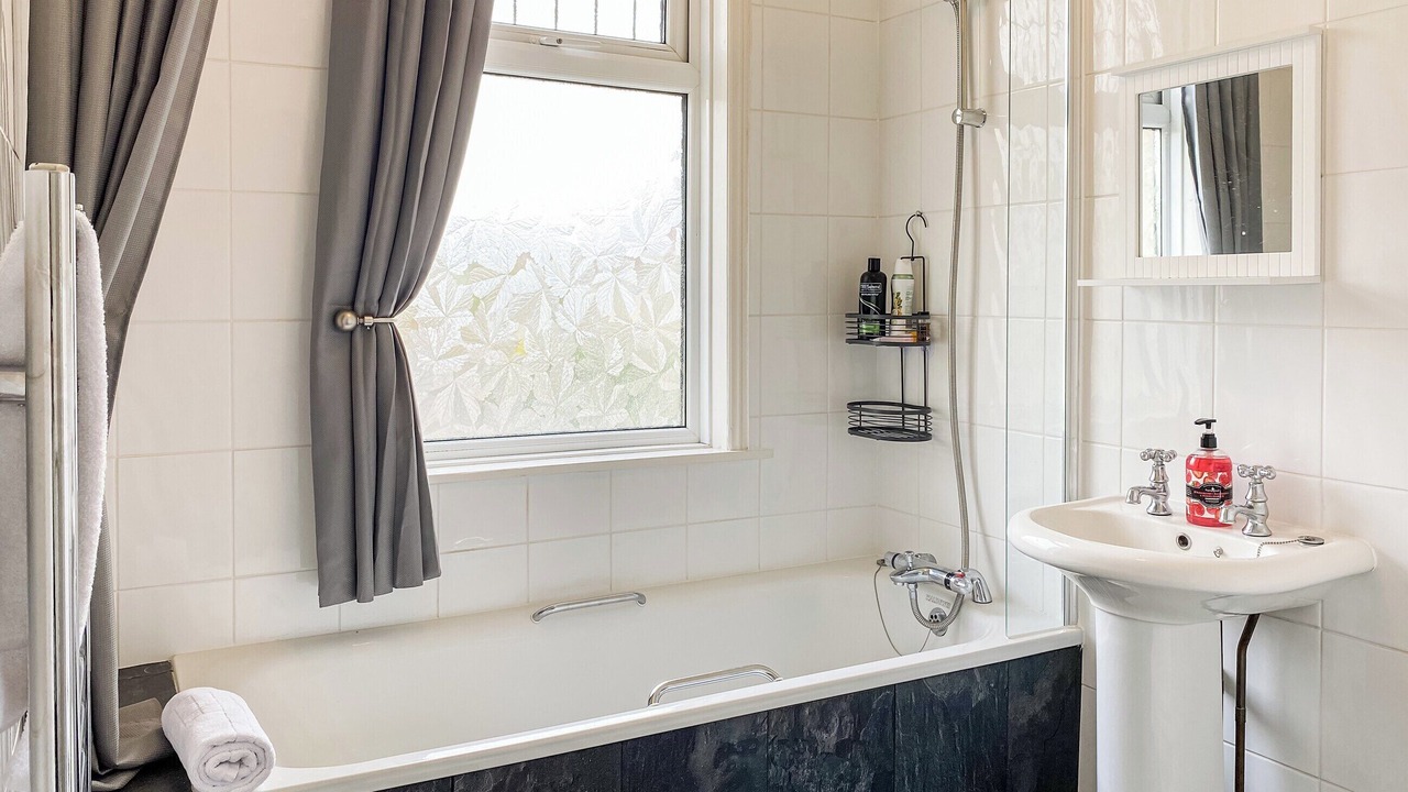 Photo of Bathroom in Folkestone