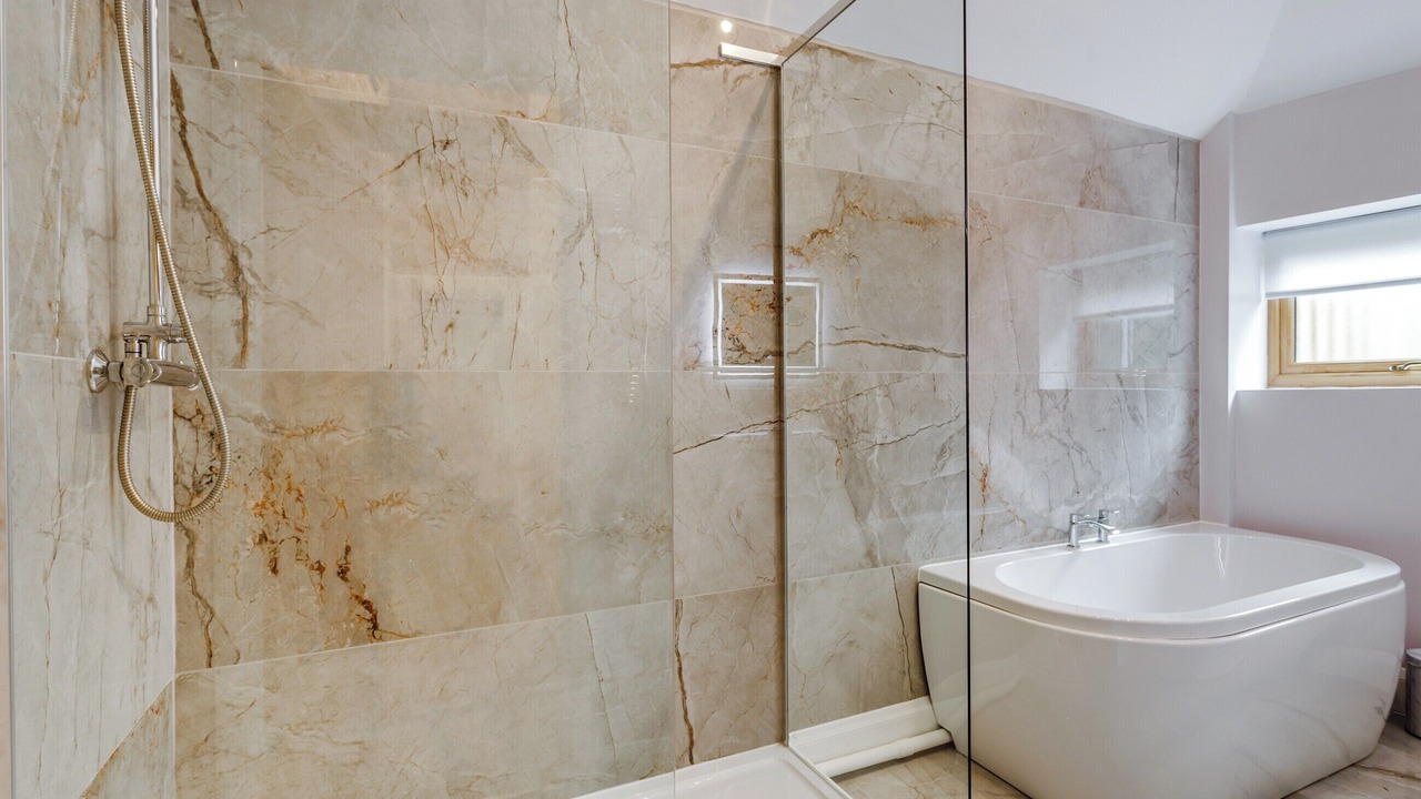 Photo of Bathroom in Tilney Fen End