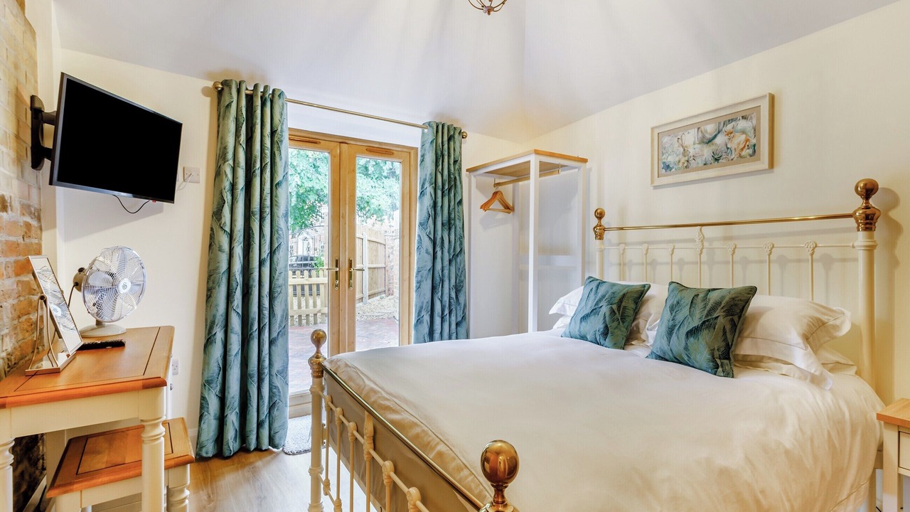 Photo of Others in Tilney Fen End