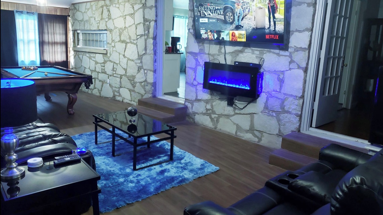 Photo of Livingroom in Central Oklahoma City