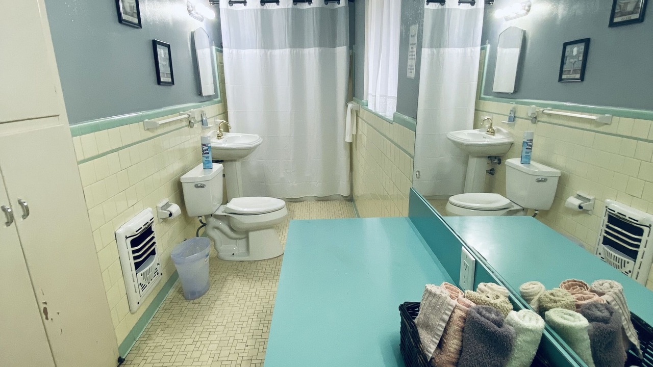 Photo of Bathroom in Central Oklahoma City