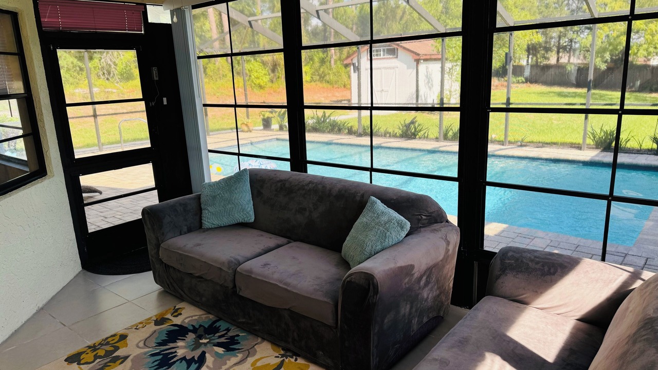 Photo of Livingroom in Spring Hill