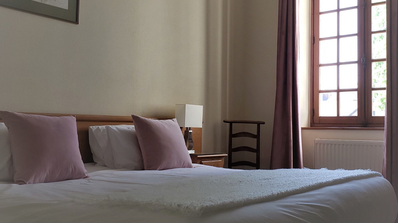 Photo of Bedroom in Montreuil-Bellay