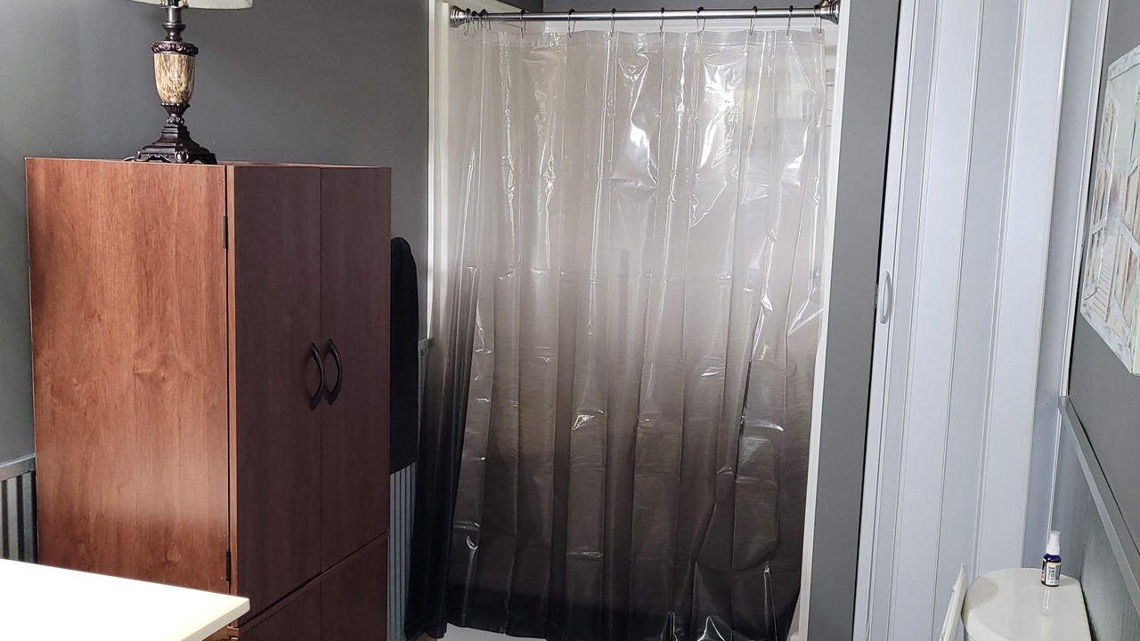 Photo of Bathroom in Kuttawa