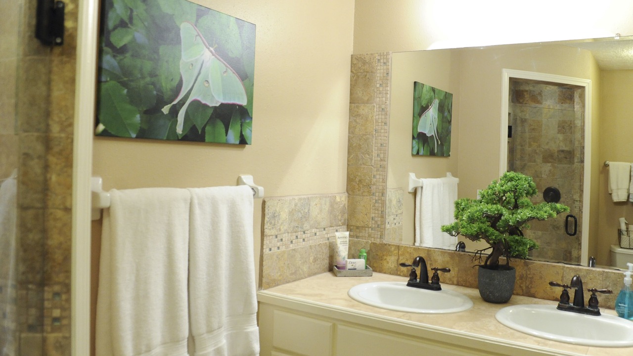 Photo of Bathroom in Cape Royale
