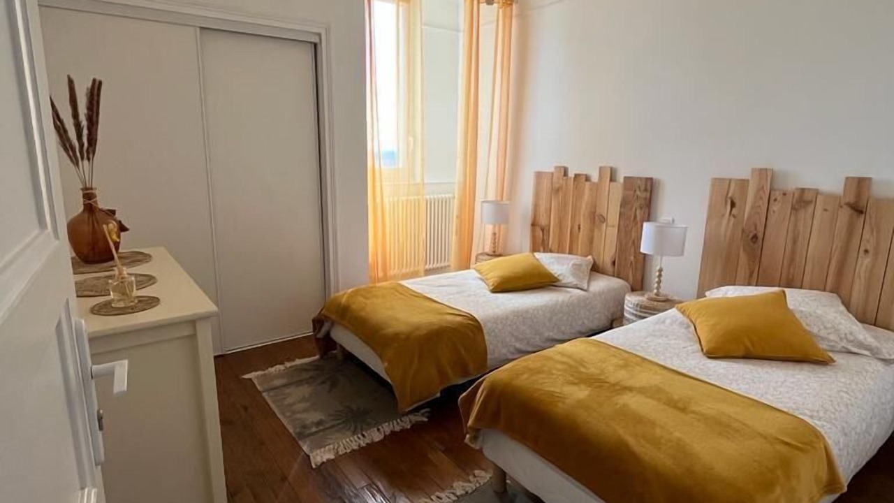 Photo of Bedroom in Beaupuy