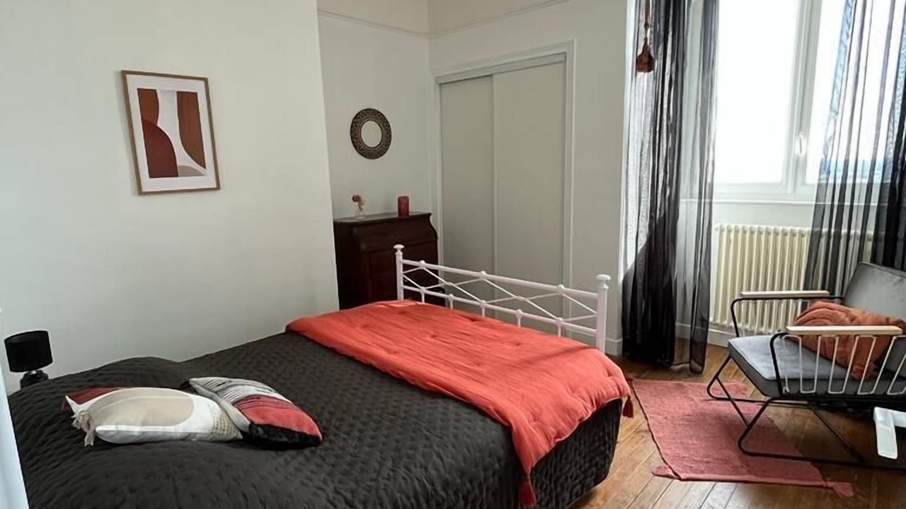 Photo of Bedroom in Beaupuy