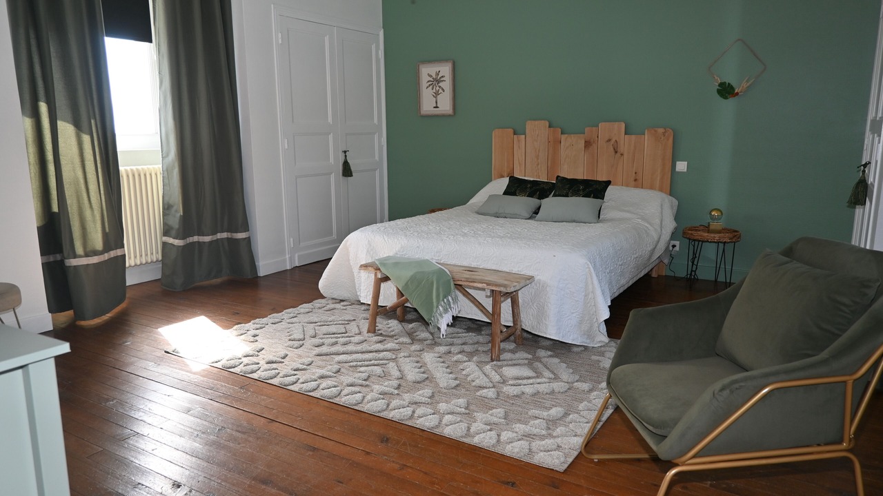 Photo of Bedroom in Beaupuy