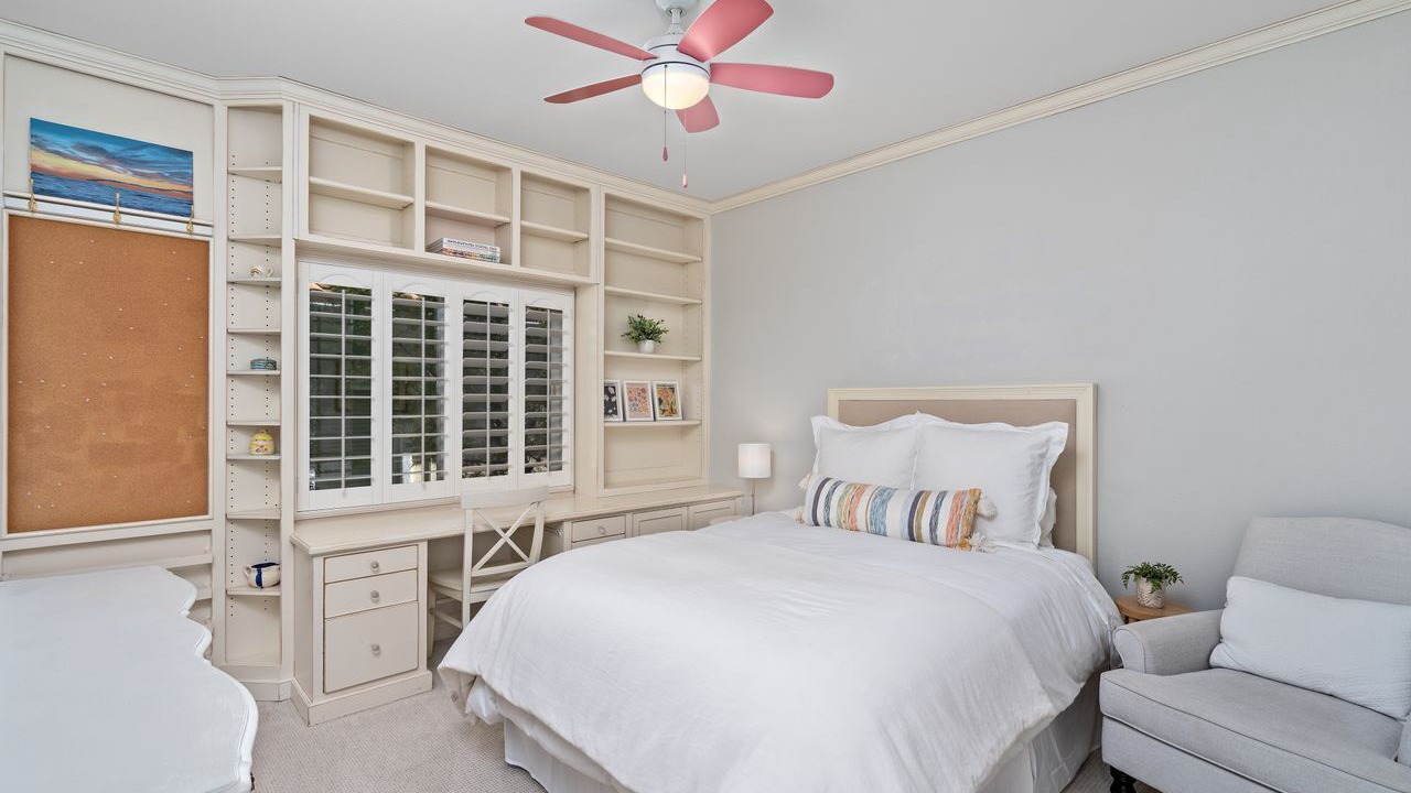 Photo of Bedroom in The Summit