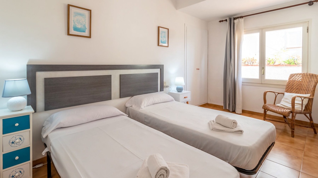 Photo of Bedroom in Llanca