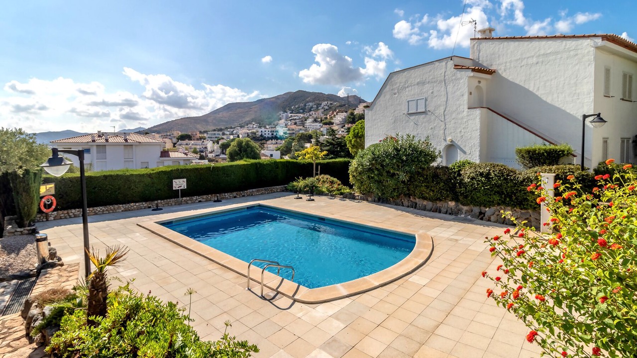 Photo of Outdoor in Llanca