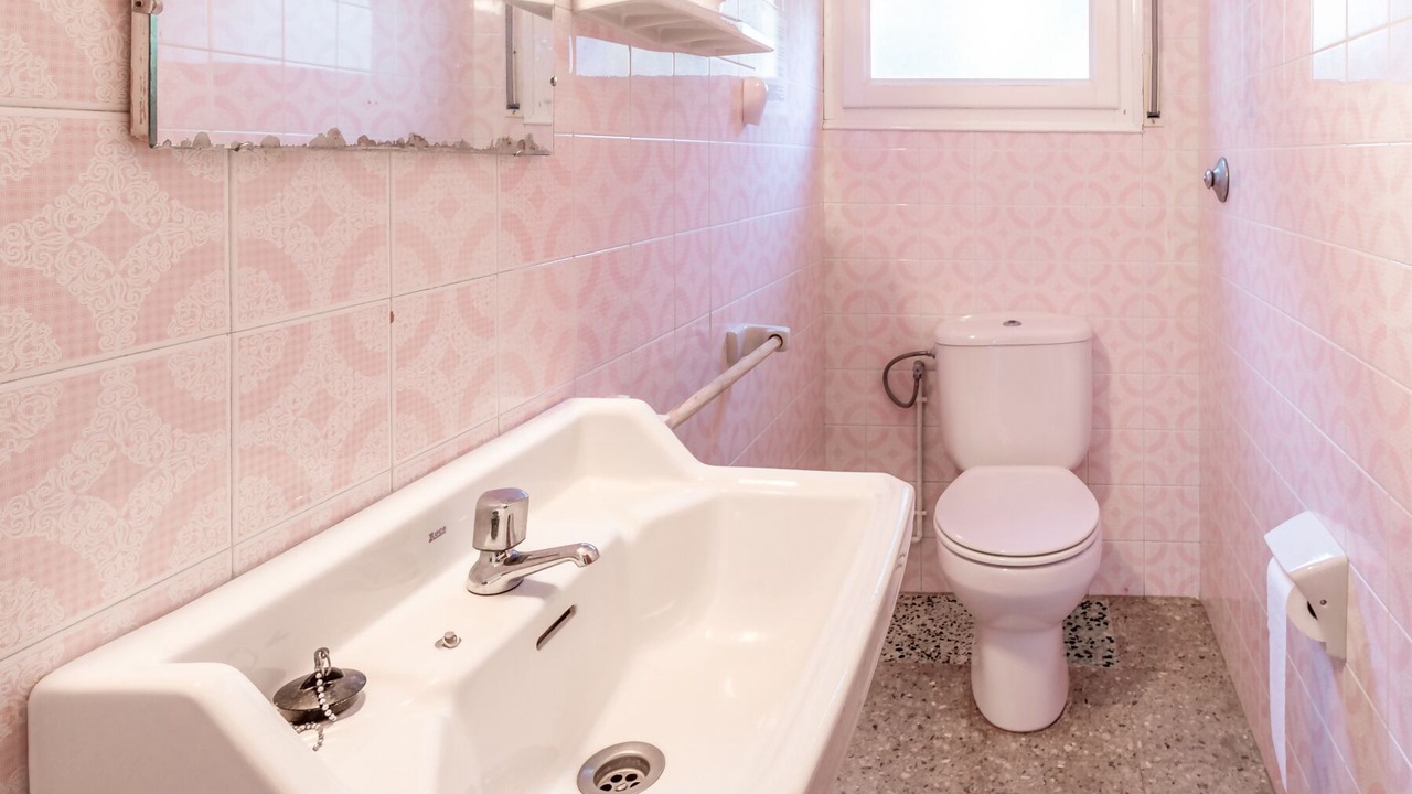 Photo of Bathroom in Llanca