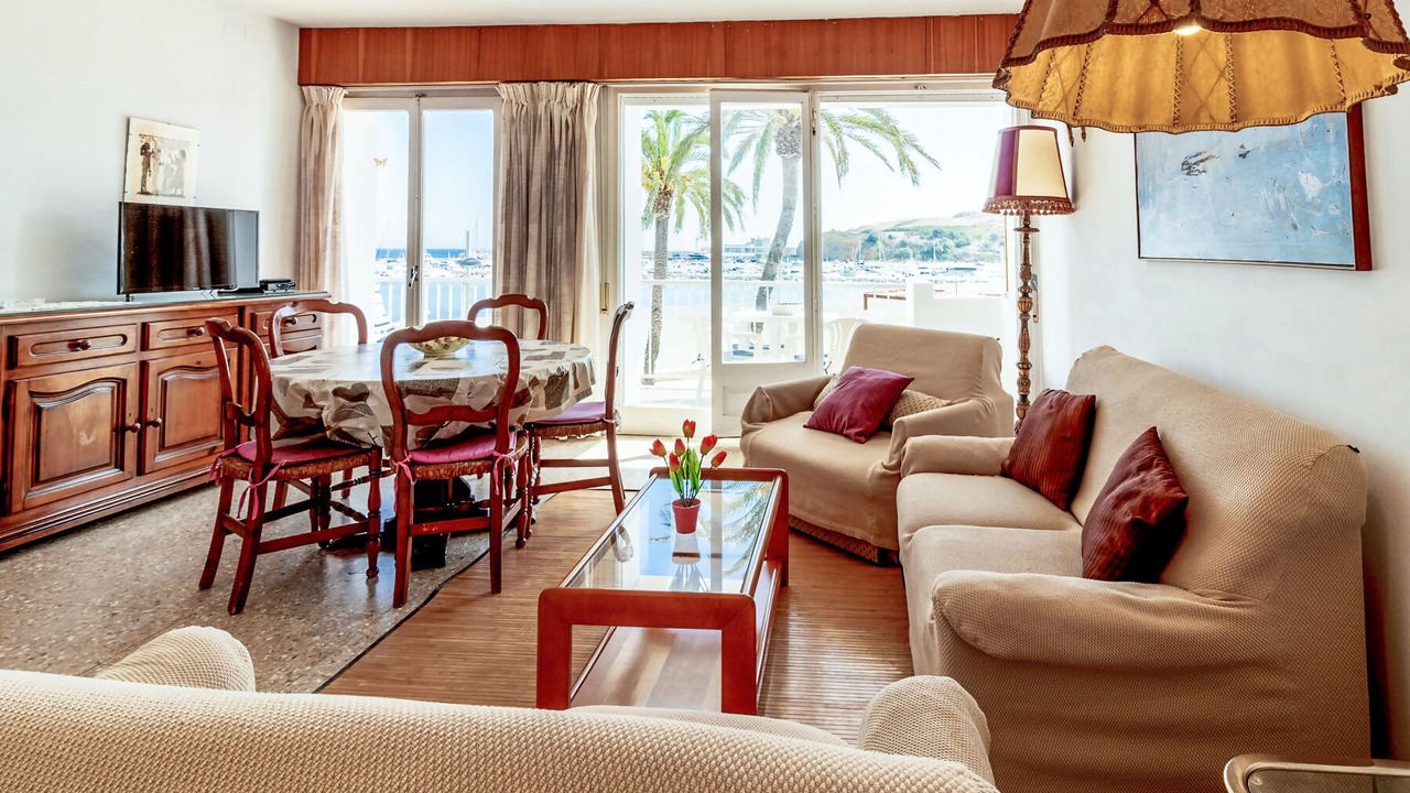 Photo of Livingroom in Llanca