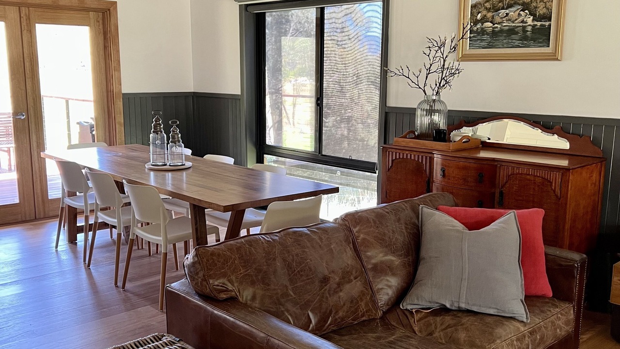 Photo of Livingroom in Nug Nug