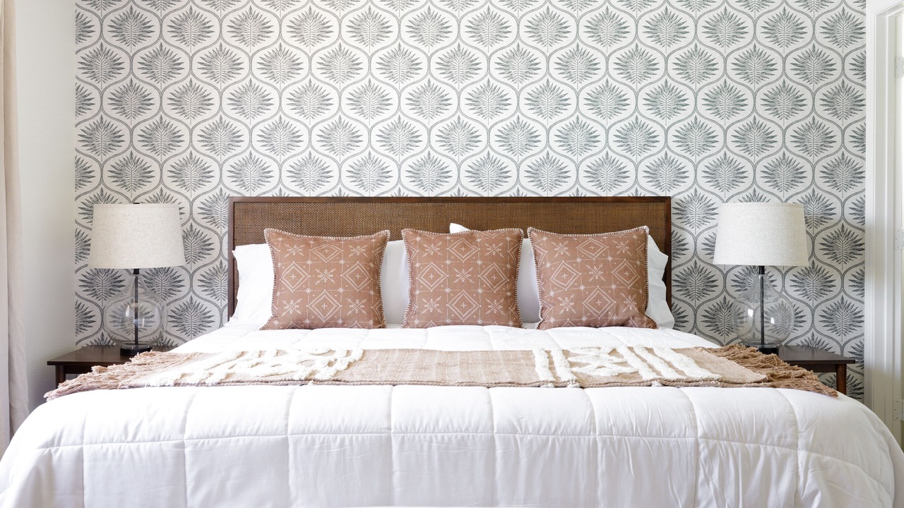 Photo of Bedroom in Desert Foothills Estates