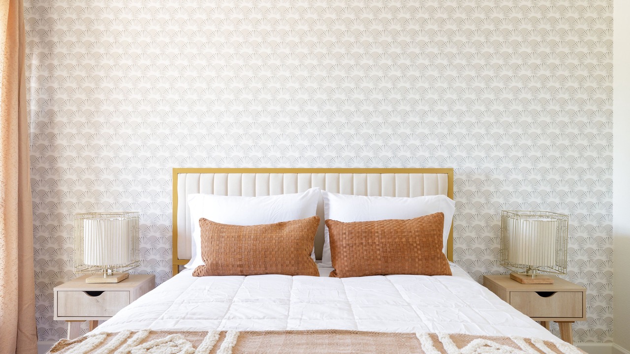 Photo of Bedroom in Desert Foothills Estates