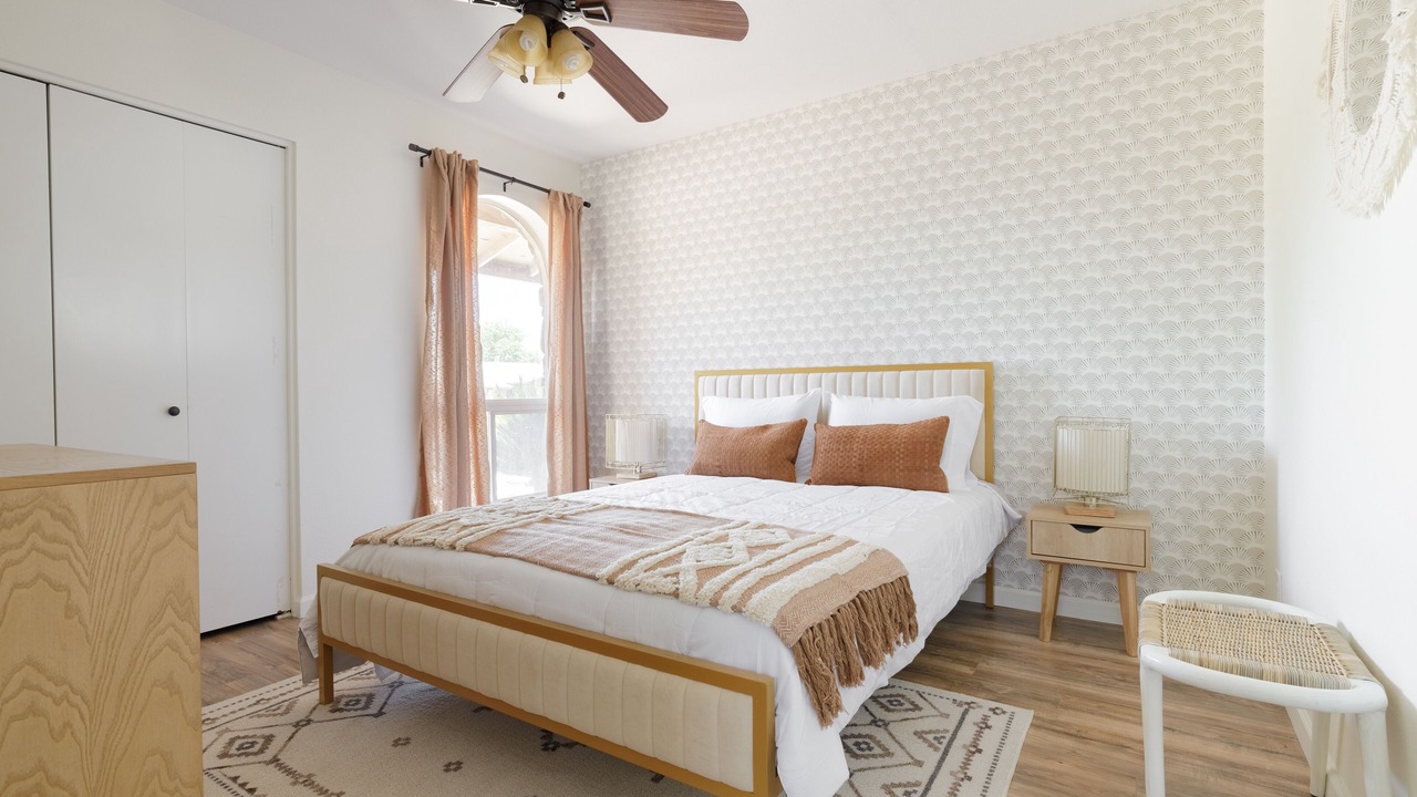 Photo of Bedroom in Desert Foothills Estates