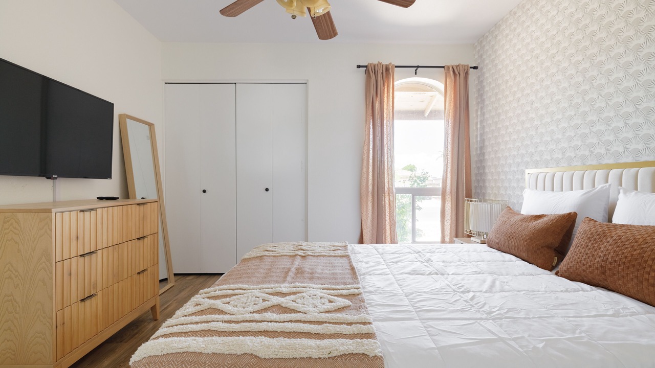 Photo of Bedroom in Desert Foothills Estates