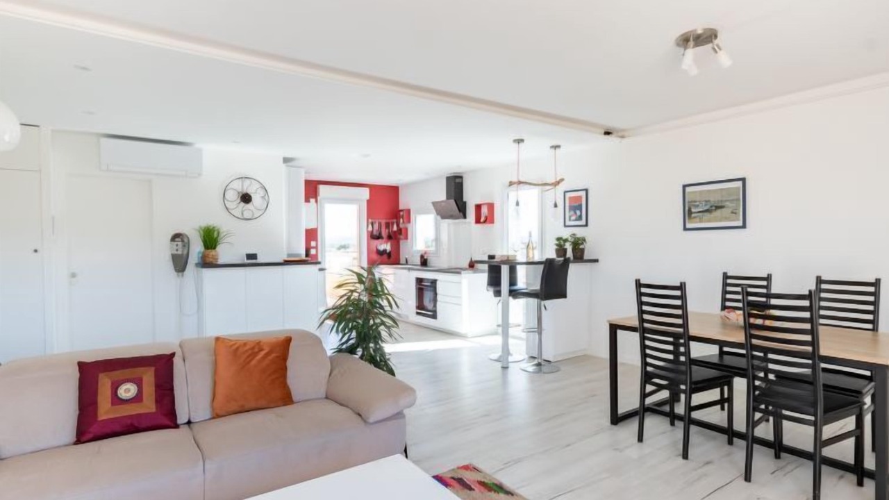 Photo of Livingroom in Le Pradet